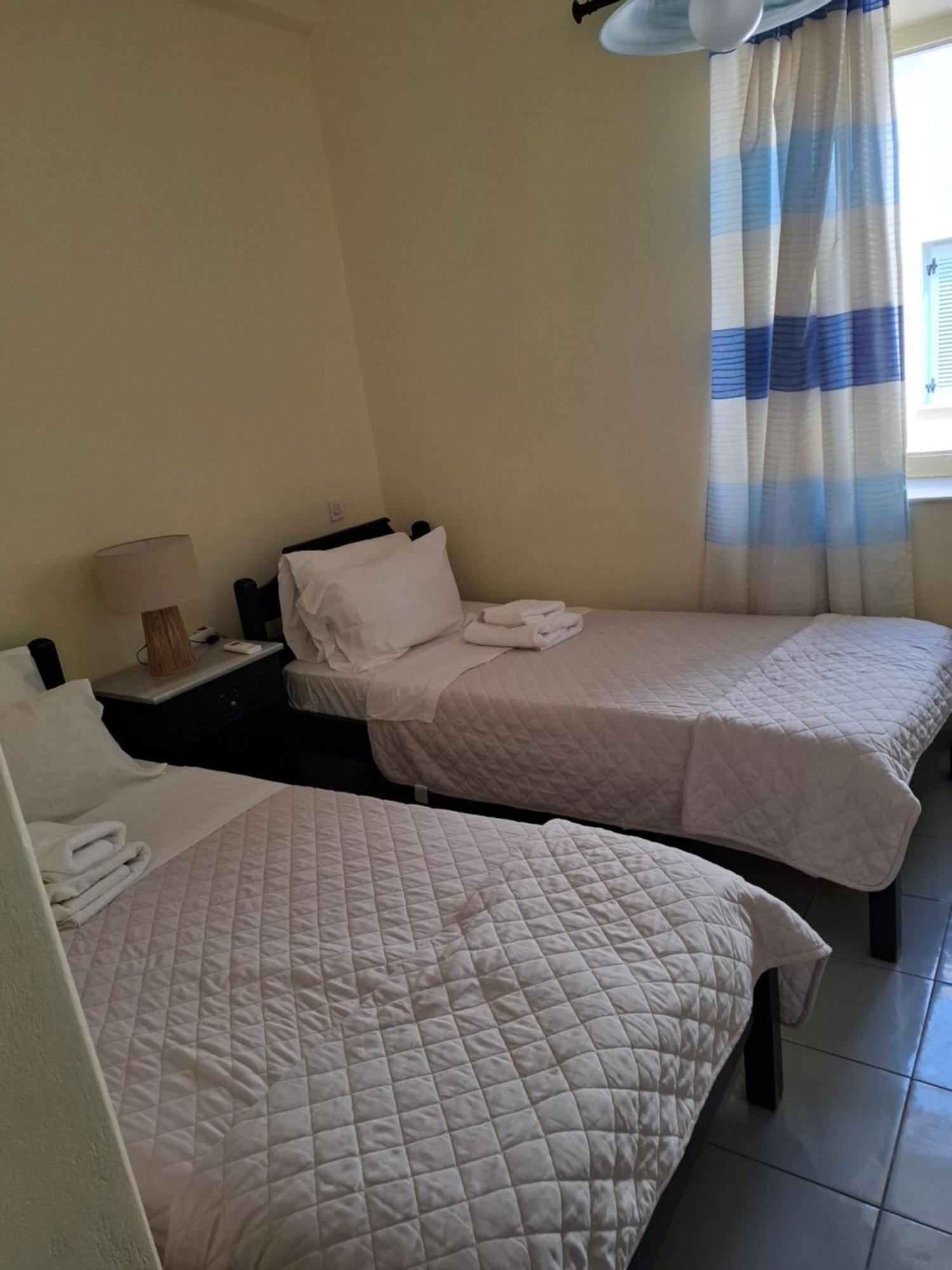 Old Harbor Apartments سبيتسيس المظهر الخارجي الصورة