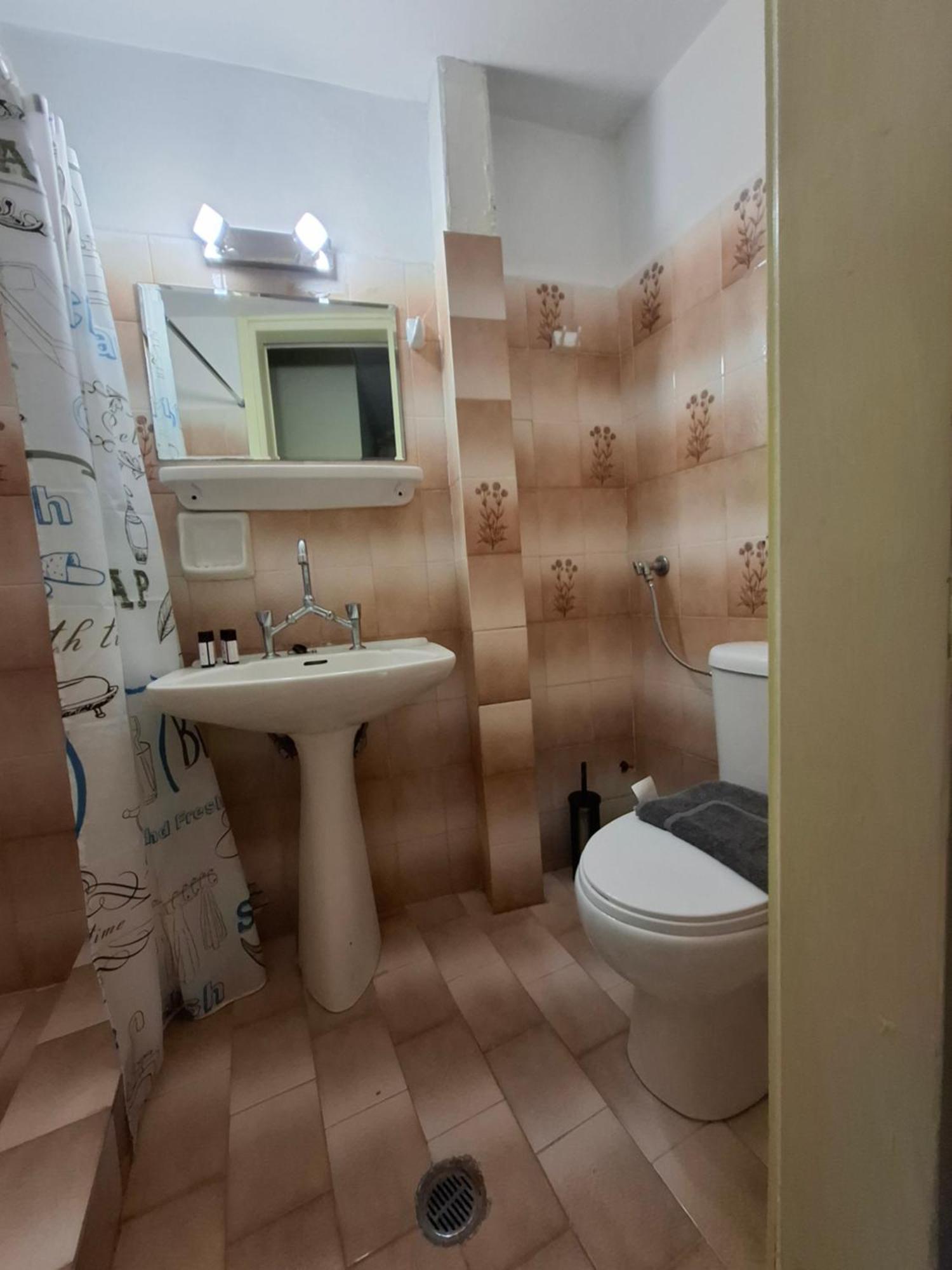 Old Harbor Apartments سبيتسيس المظهر الخارجي الصورة