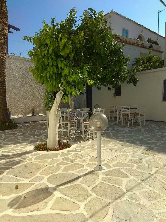 Old Harbor Apartments سبيتسيس المظهر الخارجي الصورة